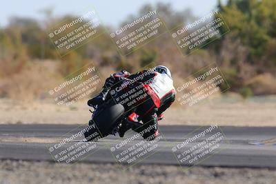 media/Dec-18-2022-SoCal Trackdays (Sun) [[8099a50955]]/Turn 7 Backside (1125am)/